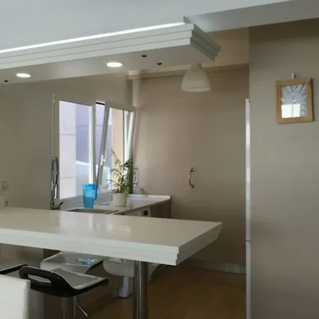 Piso En Santa Cristina, A 150 M De La Playa * Oleiros